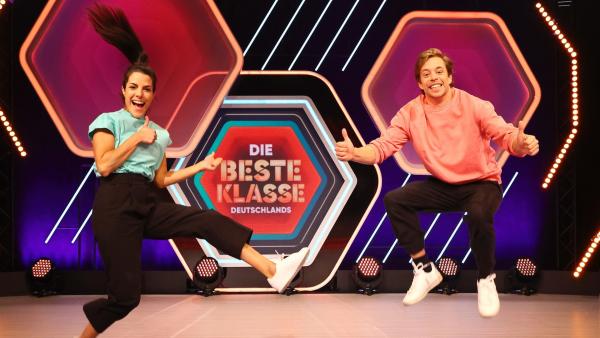 "Die beste Klasse Deutschlands": Drehstart für die 16. Staffel ist der 21.9.2022. Clarissa und Tobi präsentieren das  beliebte Wissensquiz.